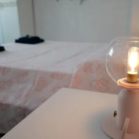 Laura's * Турин